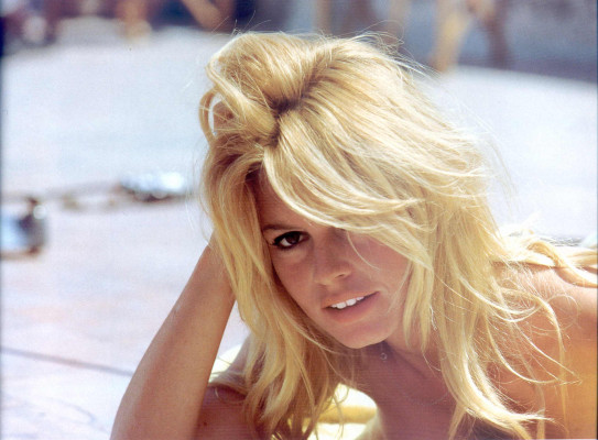 photo 15 in Brigitte Bardot gallery [id47513] -0001-11-30 00:00:00